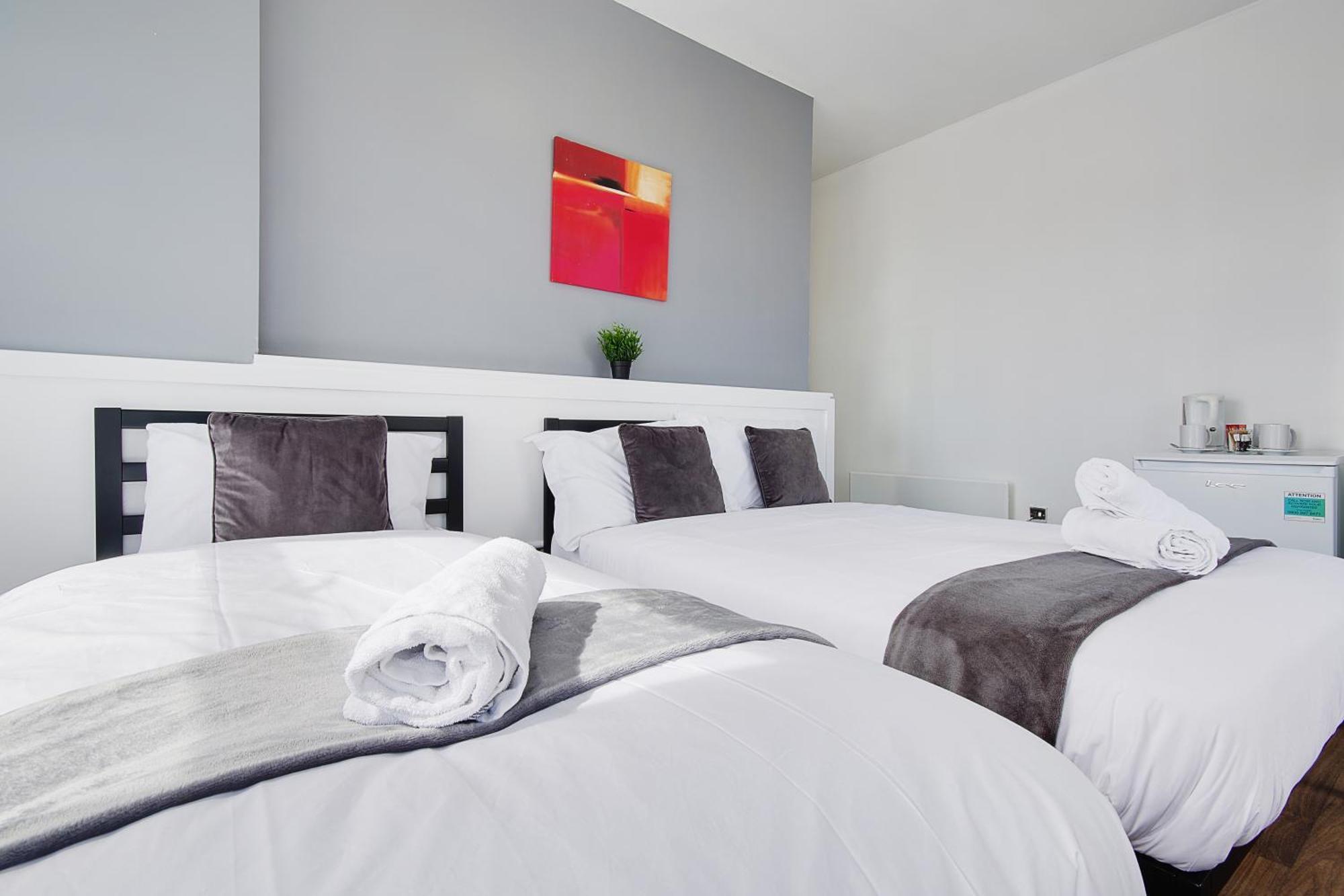 Hotel Azure Beach Bournemouth Exteriör bild